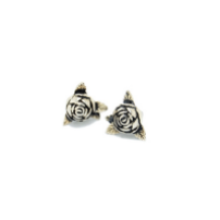 The Great Frog Rose Ear Studs, £50